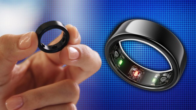 Image of Oura Ring Gen3 Horizon on a blue background